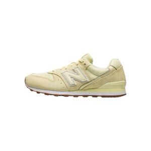 New Balance x J.Crew 996 Tonal sneakers in a light yellow colorway Sz.9.5